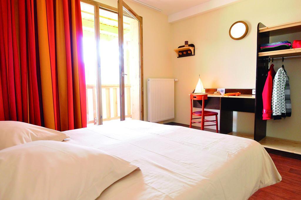 Vtf Les Carlines Hotel Doucy Room photo